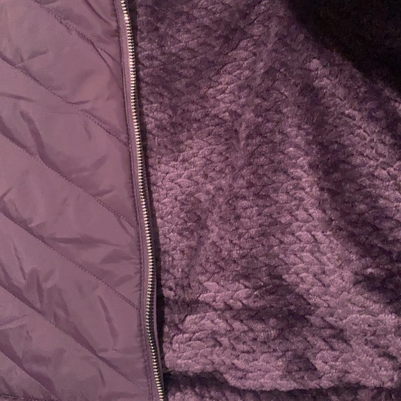 Reversible purple vest, NWT - Picture 4 of 6